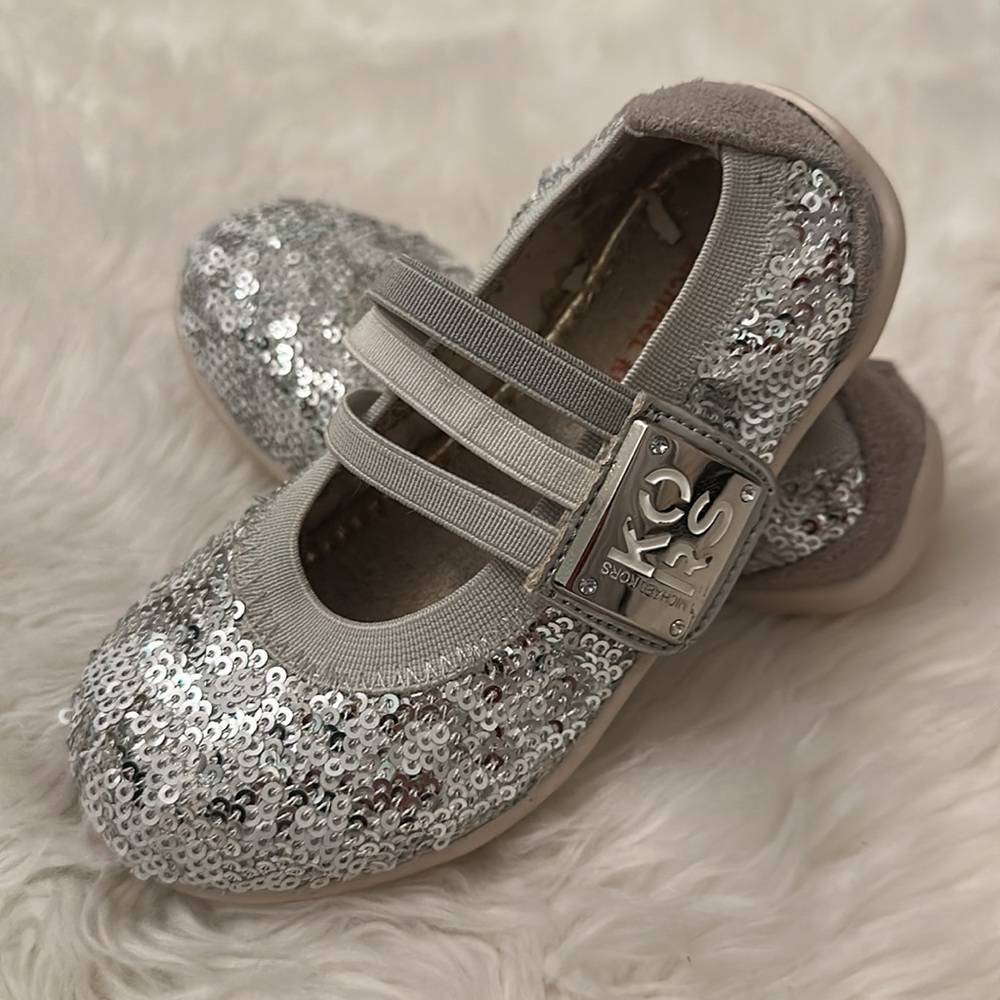 Micheal Kors ballet flats